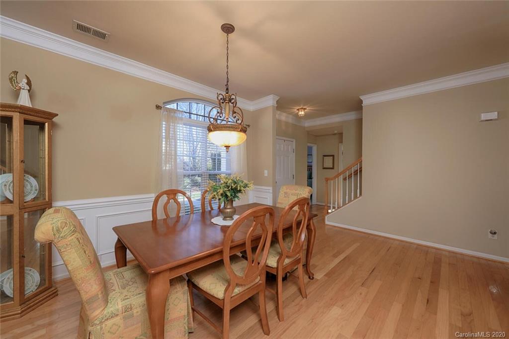 2413 Smith Cove Road Denver, NC 28037 - Photo 9 of 44 Gallery Image 9