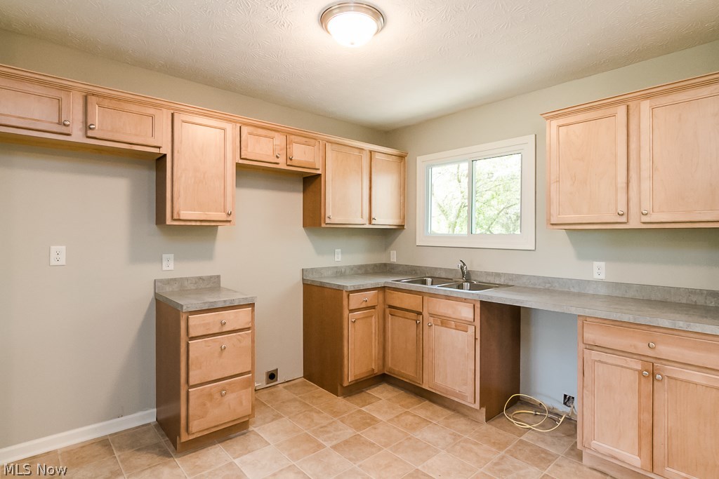 9420 Root Road North Ridgeville, OH 44039 - Photo 7 of 35 Gallery Image 7