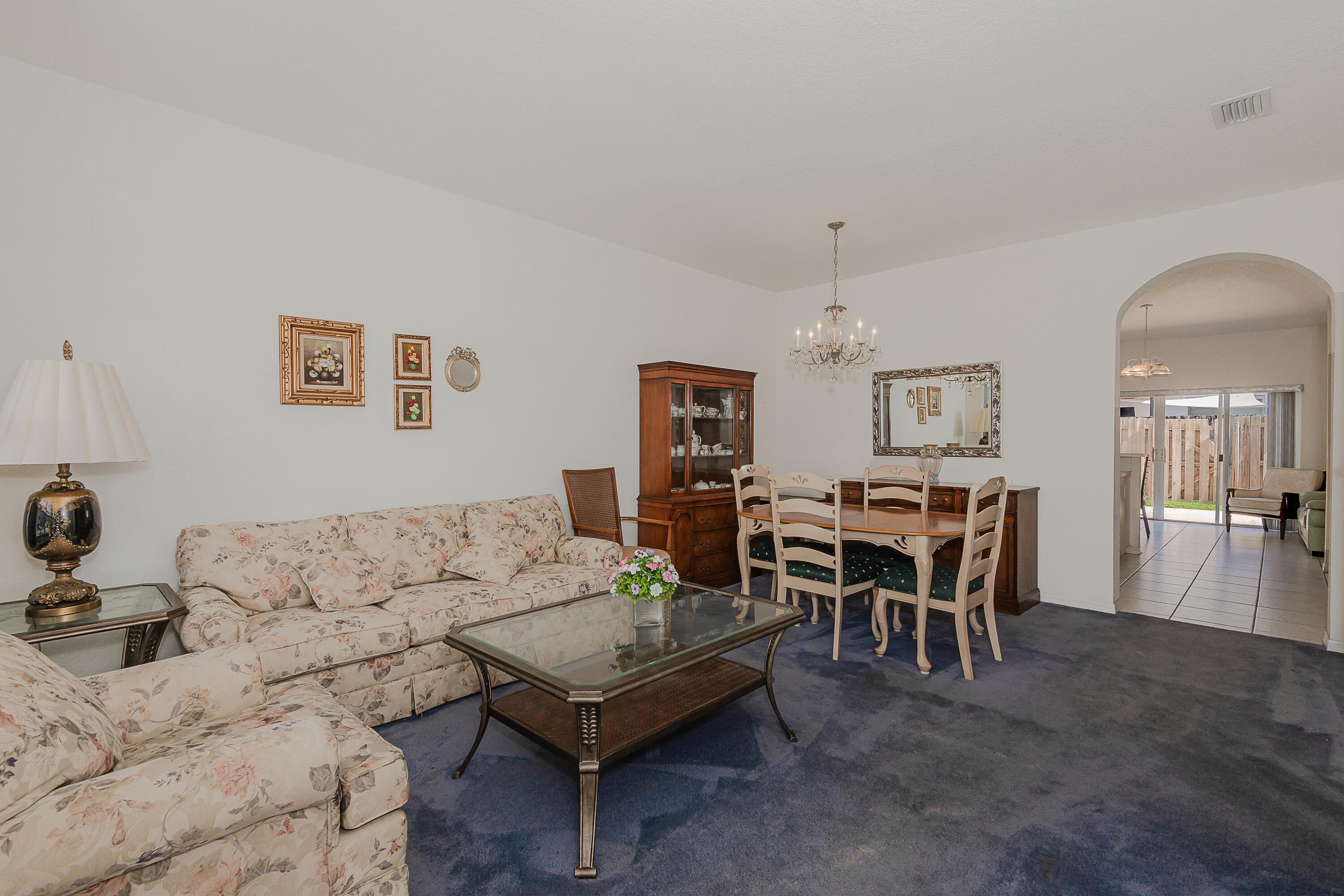 13709 Southwest 170th Terrace Miami, FL 33177 - Photo 4 of 29 0-2