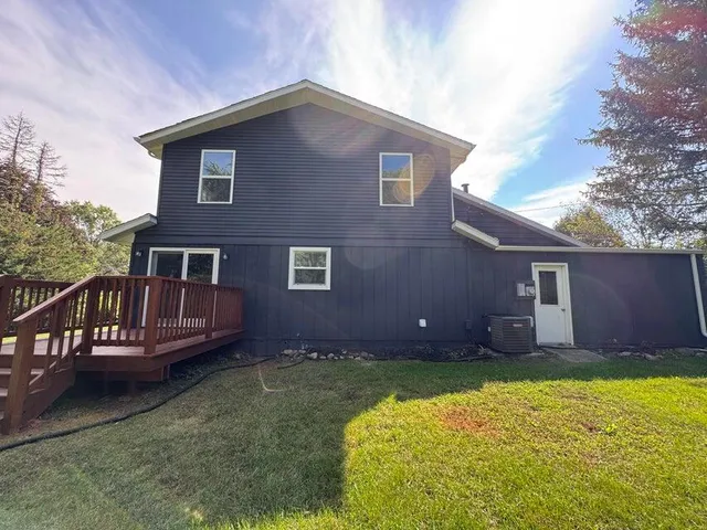 $2,895 | 237 Krouser Drive, Valparaiso, IN 46385