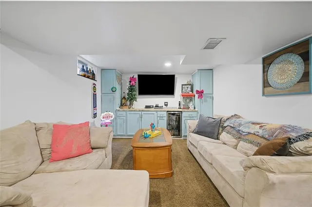 $298,500 | 213 Meadowood Drive, Cheswick, PA 15024