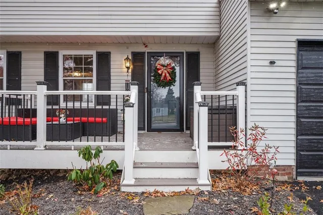 $298,500 | 213 Meadowood Drive, Cheswick, PA 15024