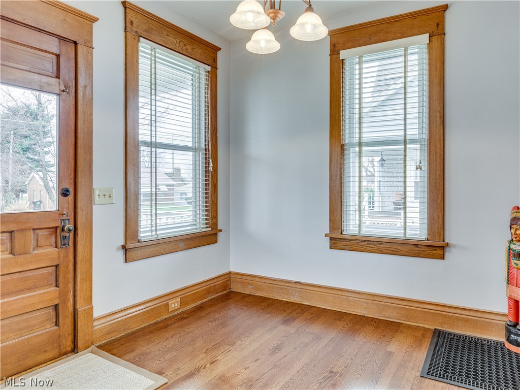 1306 Amherst Road Northeast Massillon, OH 44646 - Photo 7 of 35 Gallery Image 7