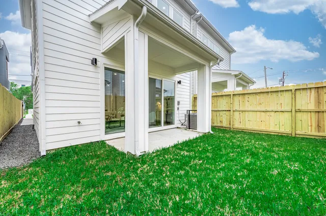 $3,300 | 3509 McIlhenny Street, Houston, TX 77004