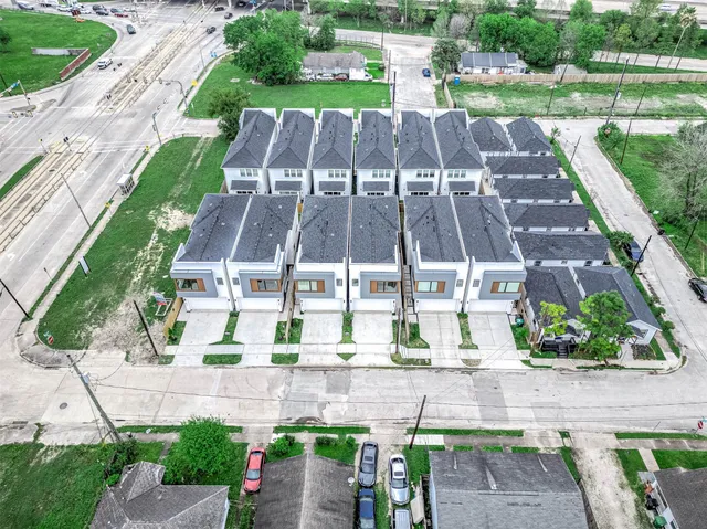 $3,300 | 3509 McIlhenny Street, Houston, TX 77004