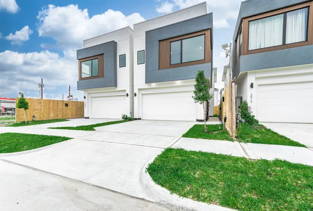 $3,300 | 3509 McIlhenny Street, Houston, TX 77004