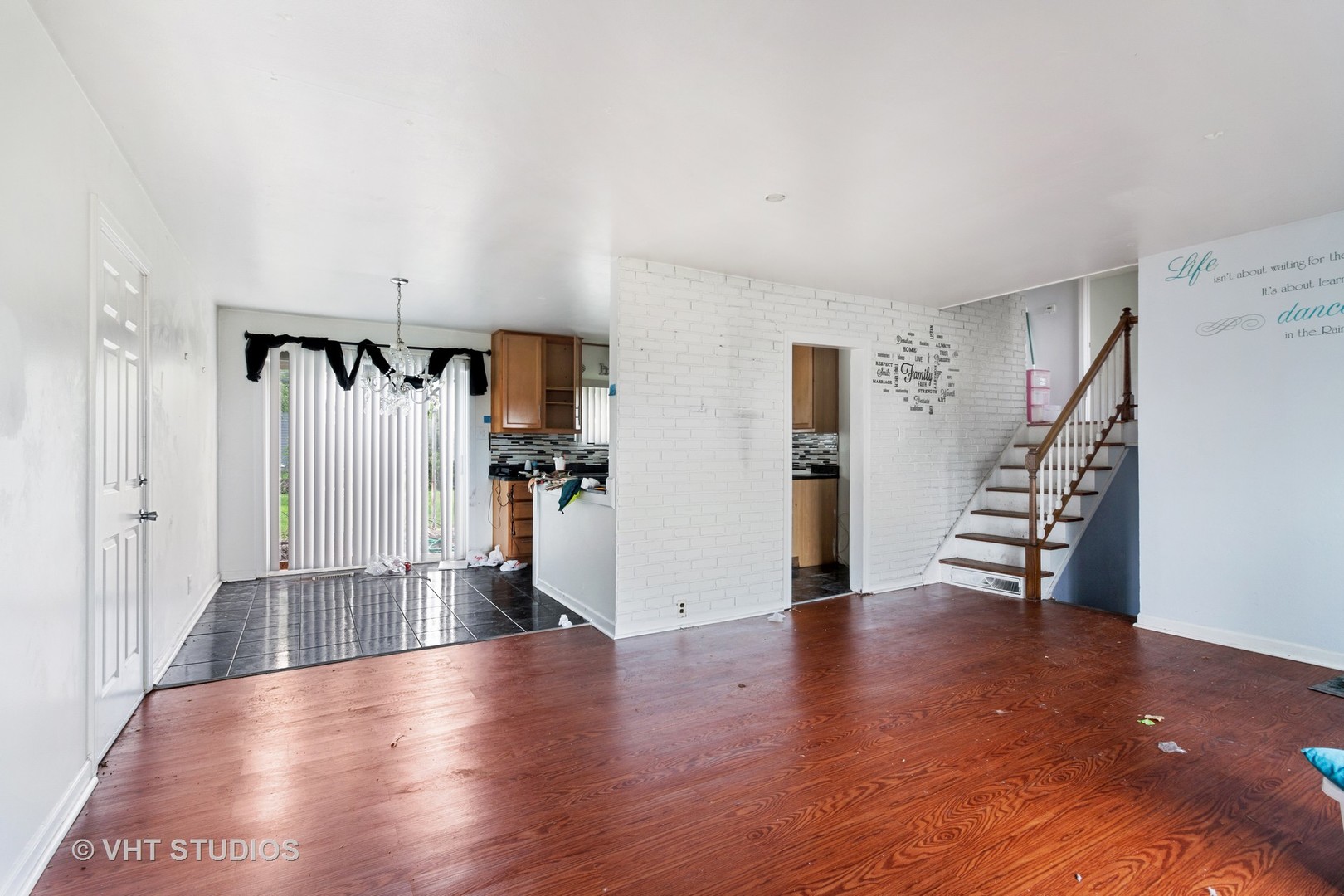 544 East Briarcliff Road Bolingbrook, IL 60440 - Photo 4 of 16
