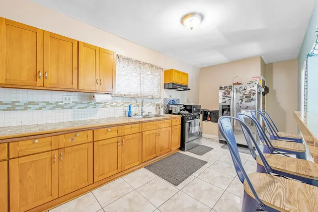 $315,000 | 5621 South Sawyer Avenue, Chicago, IL 60629