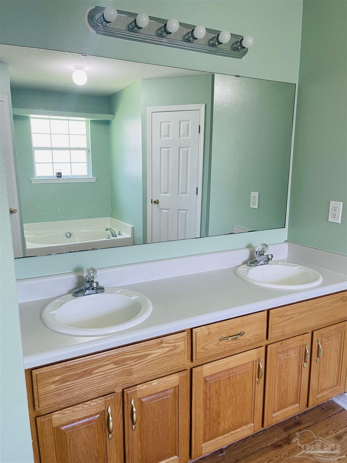 5198 Goshawk Drive Milton, FL 32570 - Photo 15 of 26