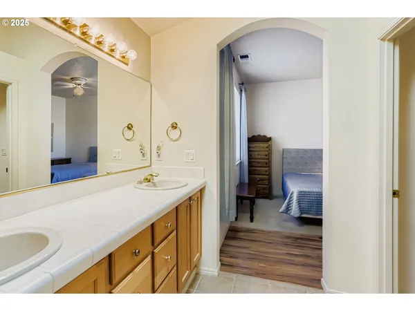 $485,000 | 1860 Northeast Orenco Station Parkway, Hillsboro, OR 97124