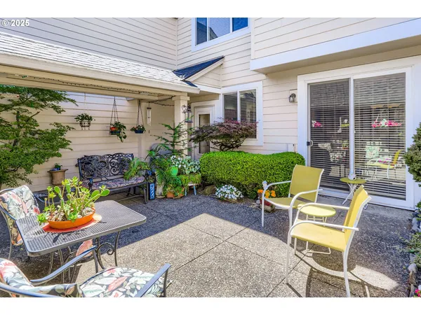 $485,000 | 1860 Northeast Orenco Station Parkway, Hillsboro, OR 97124