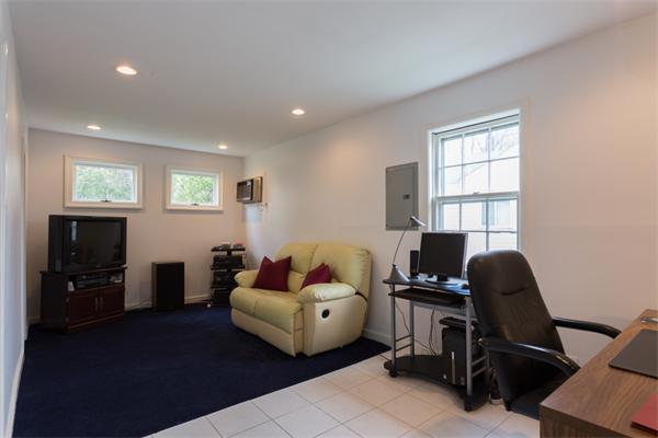 43 Hanson Road Newton, MA 02459 - Photo 11 of 13