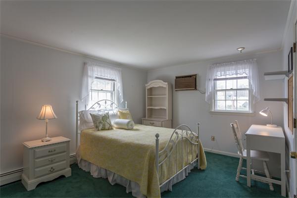 43 Hanson Road Newton, MA 02459 - Photo 9 of 13