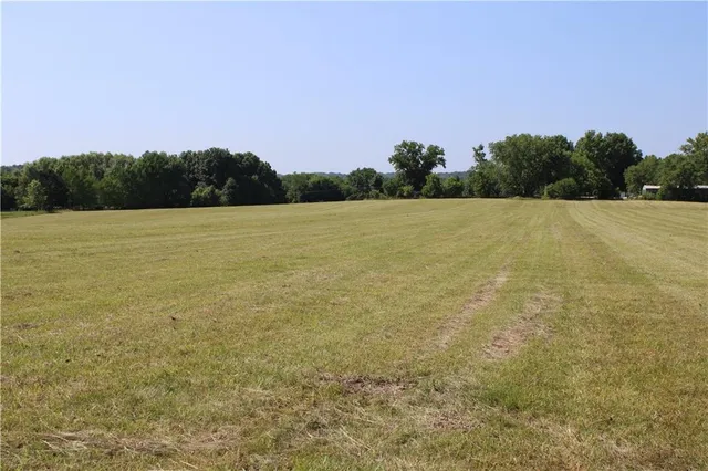 $300,000 | 0 East Cline Road, Lone Jack, MO 64070