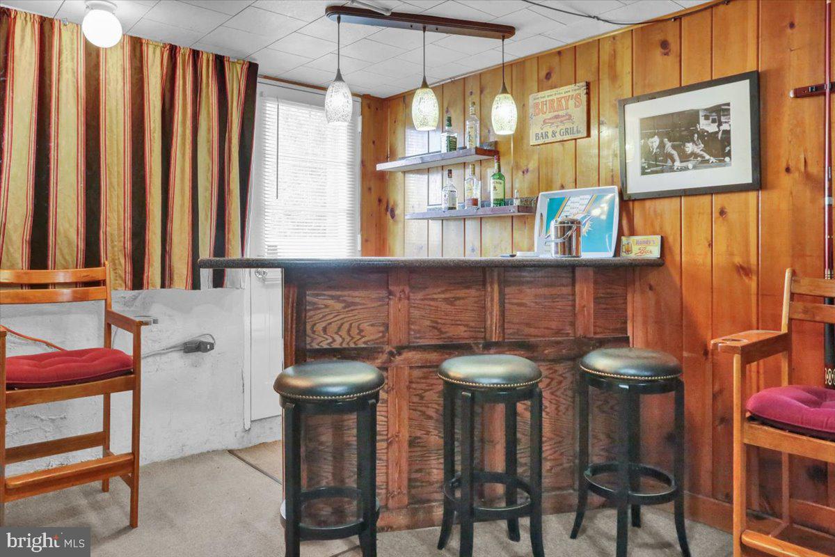 509 Harding Avenue Reading, PA 19607 - Photo 21 of 26 Lower Level Bar