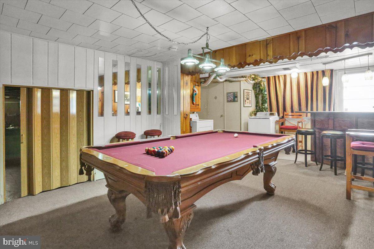 509 Harding Avenue Reading, PA 19607 - Photo 22 of 26 Pool table stays!!!