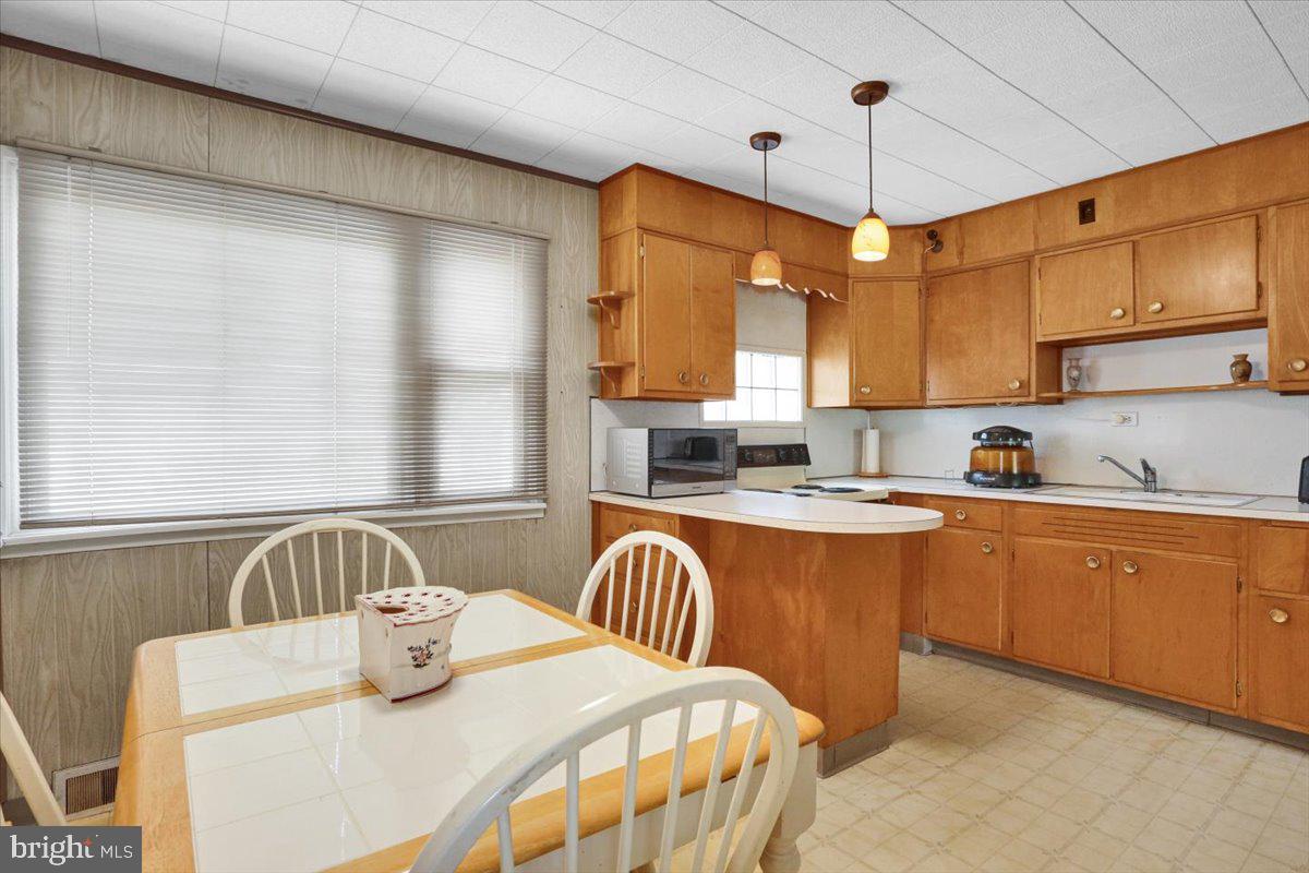 509 Harding Avenue Reading, PA 19607 - Photo 8 of 26