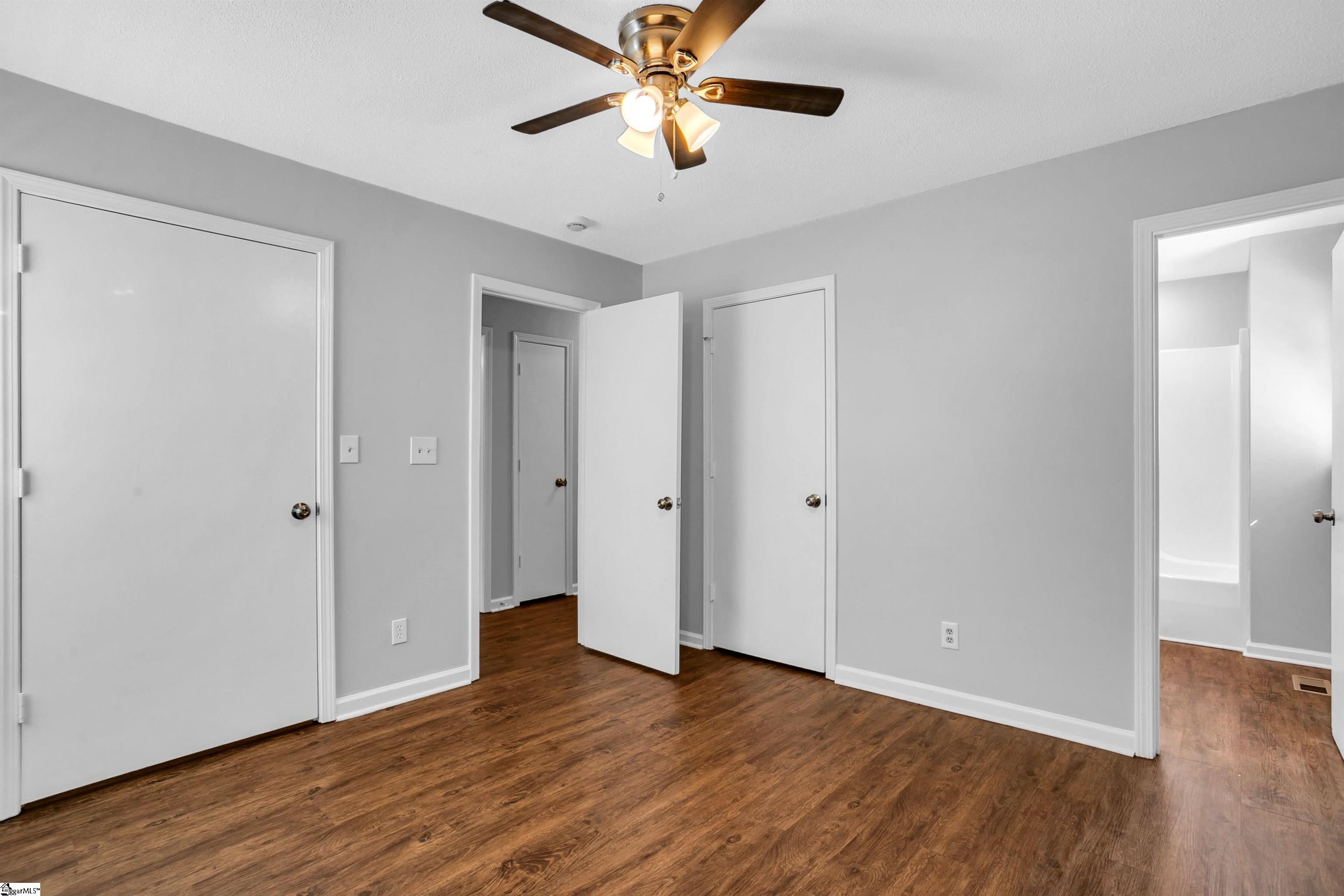 407 Old Paris Mountain Road Greenville, SC 29609 - Photo 24 of 27