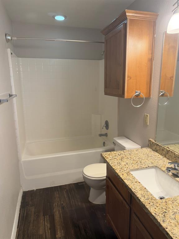 2539 Pascal Court, Unit B Waco, TX 76706 - Photo 2 of 5