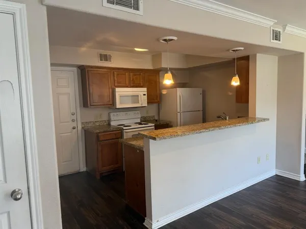 $1,950 | 2539 Pascal Court, Unit B, Waco, TX 76706