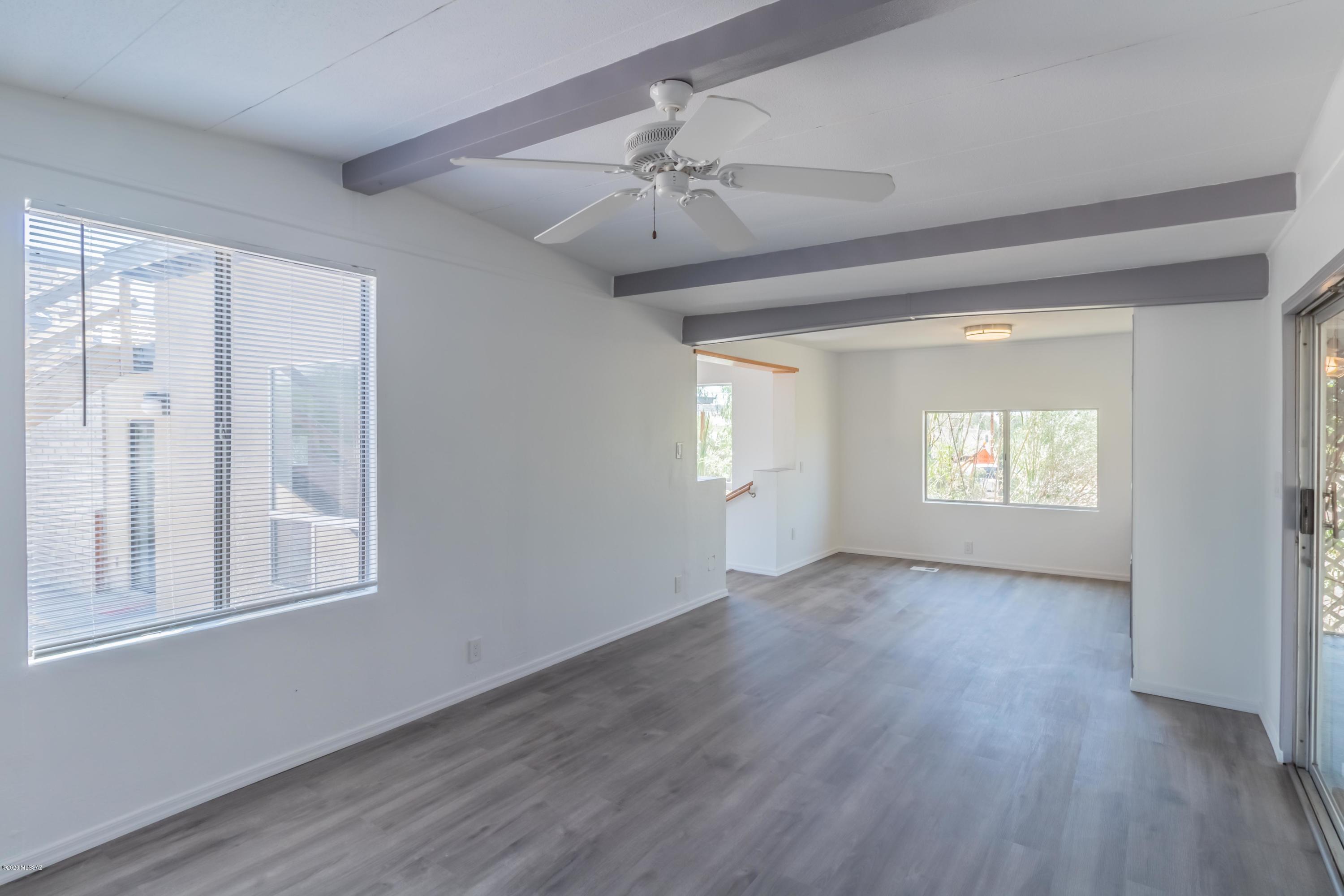 6250 North Pear Tree Road Tucson, AZ 85743 - Photo 15 of 27 Gallery Image 15