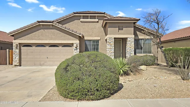 $1,950 | 17586 West Agave Court, Goodyear, AZ 85338