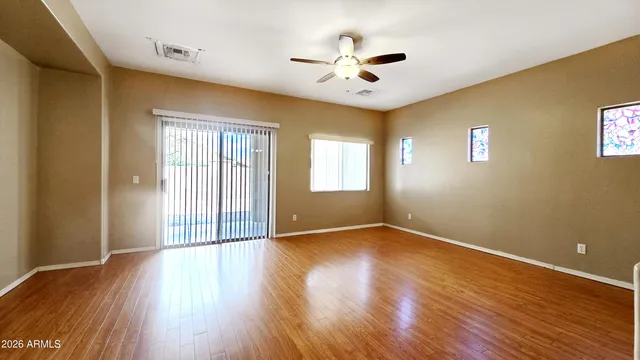 $1,950 | 17586 West Agave Court, Goodyear, AZ 85338