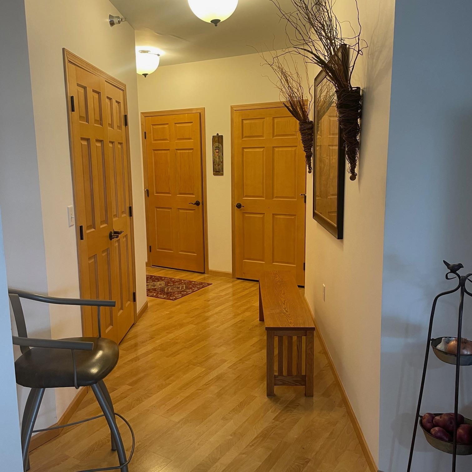 6030 East Superior Street, Unit 309 Duluth, MN 55804 - Photo 4 of 16 Foyer