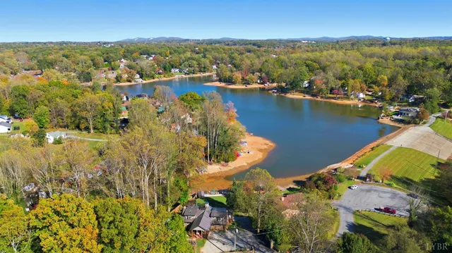 $895,000 | 2206 Timberlake Drive, Lynchburg, VA 24502