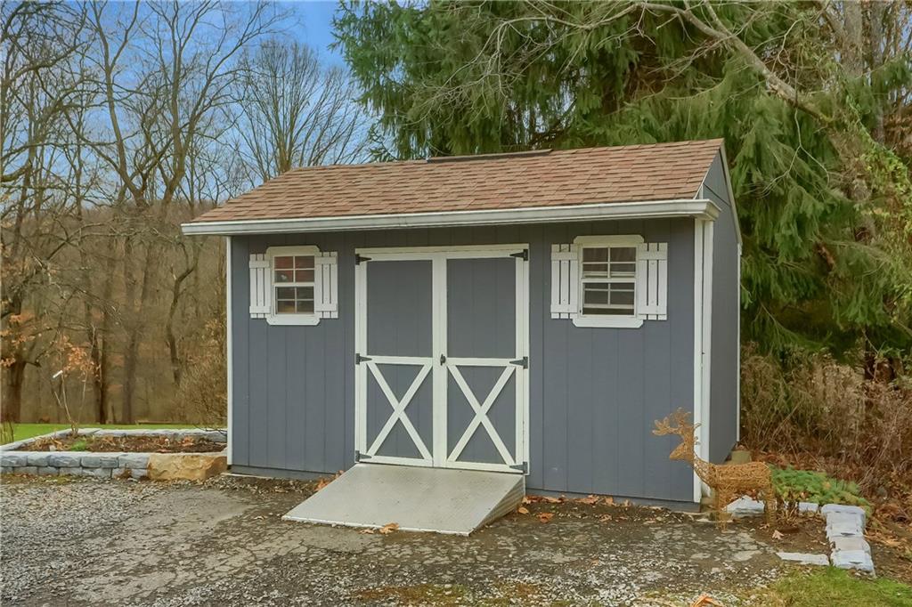 220 Kilgallen Road Butler, PA 16002 - Photo 39 of 50 a view of outdoor space and yard