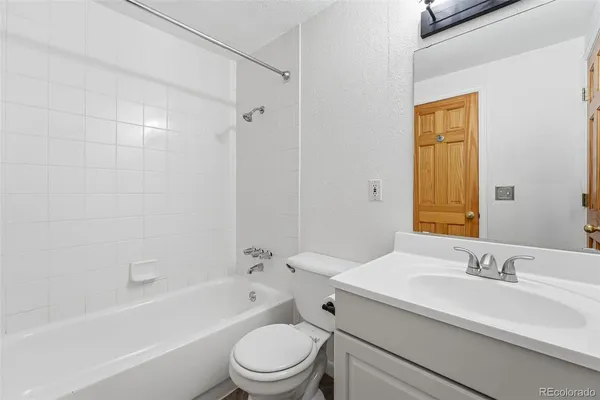 $180,000 | 336 Grant Street, Unit 310, Denver, CO 80203