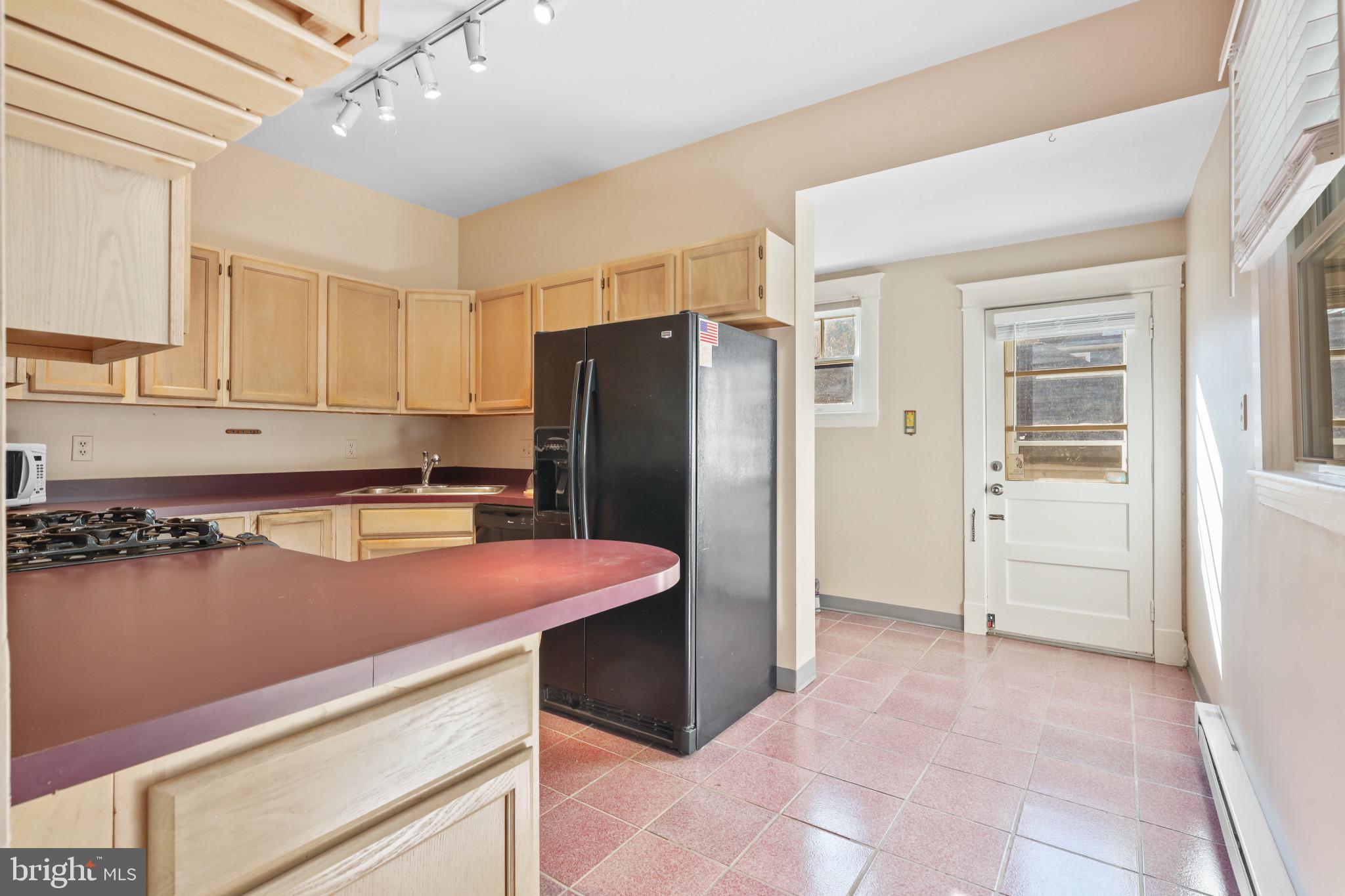 711 Deepdene Road Baltimore, MD 21210 - Photo 15 of 46