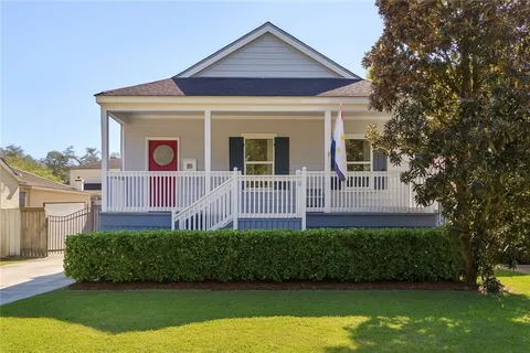 $390,000 | 1508 Crescent Drive, New Orleans, LA 70122