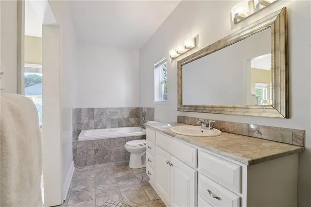 $390,000 | 1508 Crescent Drive, New Orleans, LA 70122