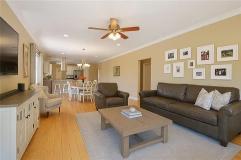 $390,000 | 1508 Crescent Drive, New Orleans, LA 70122