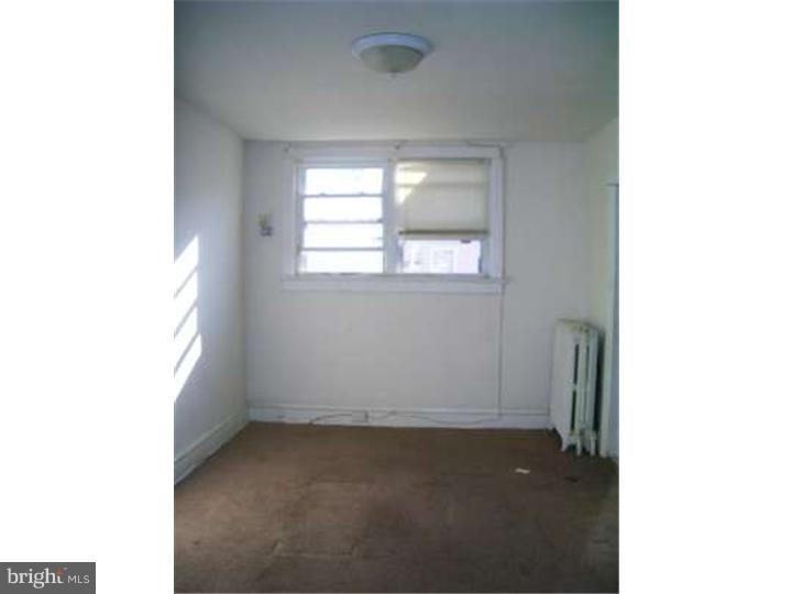544 Millbank Road Upper Darby, PA 19082 - Photo 4 of 5 Dining Room