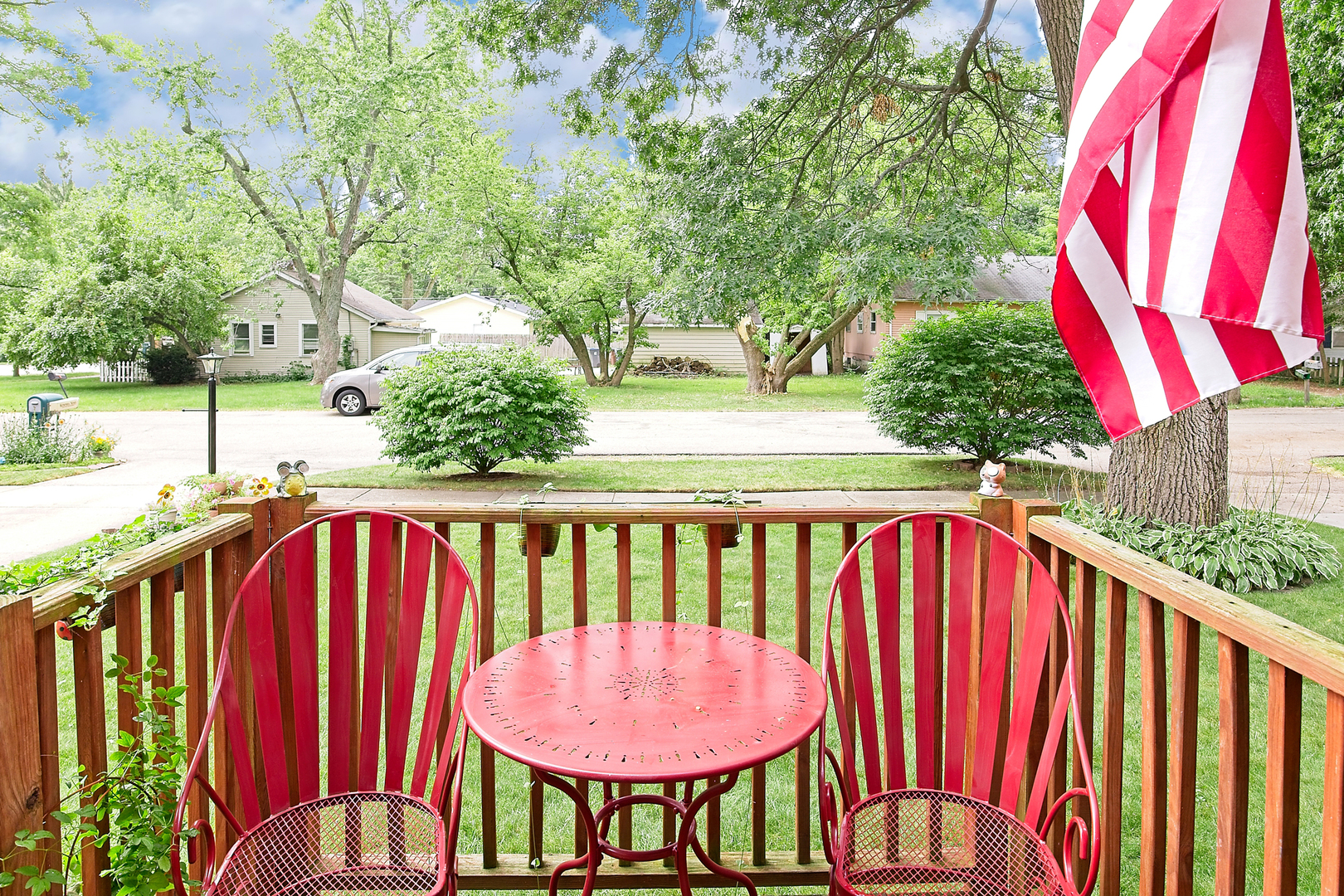 902 Wilson Court Zion, IL 60099 - Photo 5 of 30 a view of a chairs with a small yard