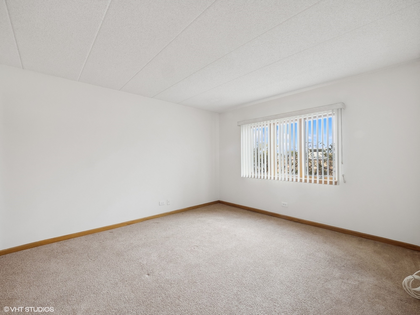 545 South River Road, Unit 207 Des Plaines, IL 60016 - Photo 12 of 18 Gallery Image 12
