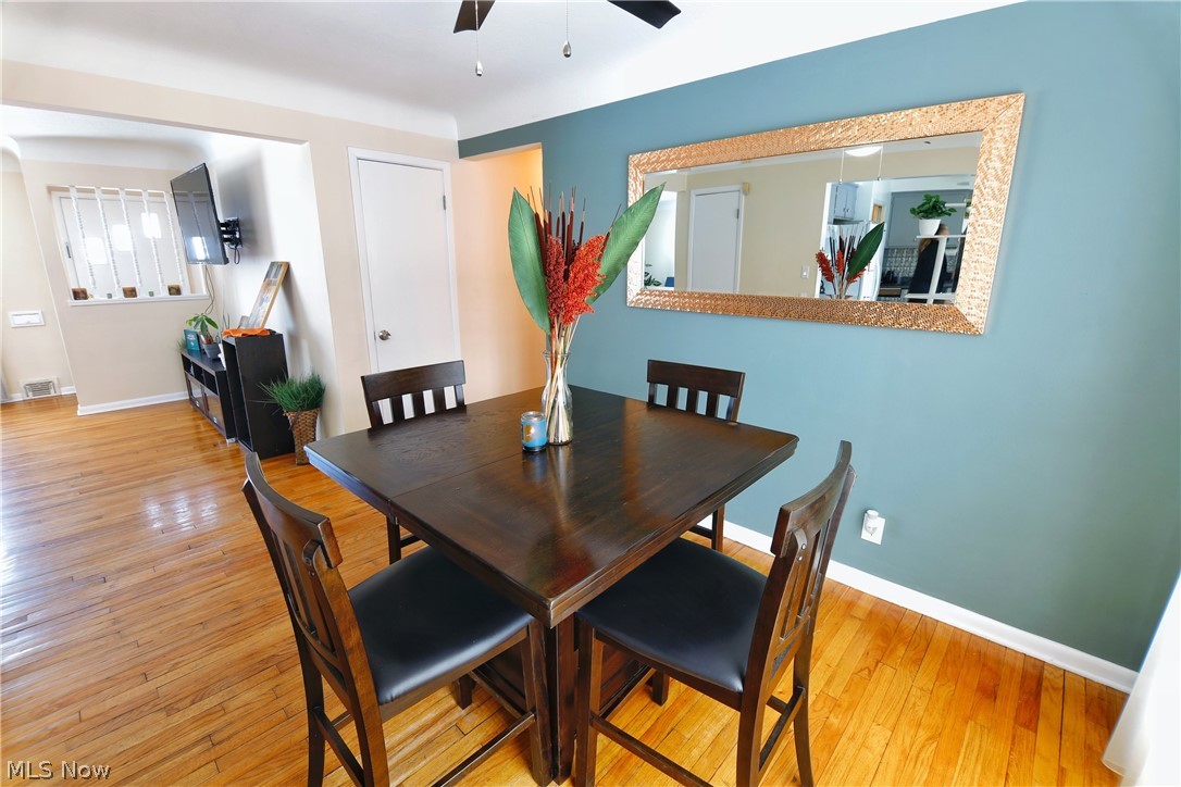 4378 Urban Road Cleveland, OH 44121 - Photo 4 of 24
