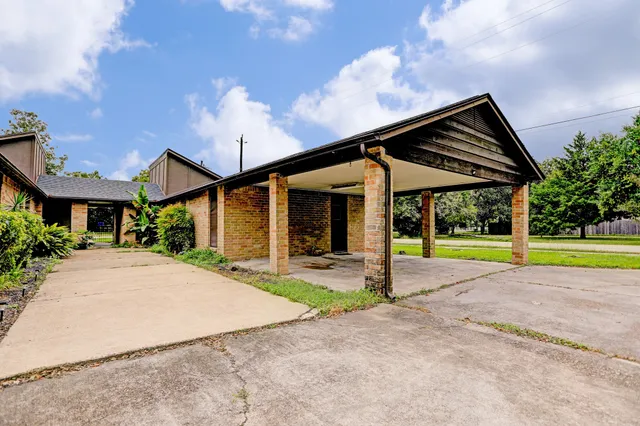 $1,398 | 2503 Washington Street, Pearland, TX 77581