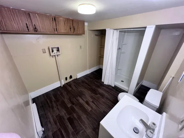 $750 | 1118 West B W 17th Street, Bedford, IN 47421