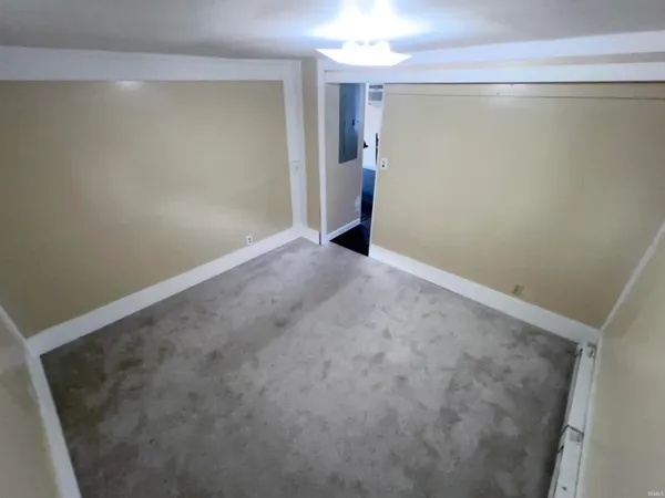 $750 | 1118 West B W 17th Street, Bedford, IN 47421