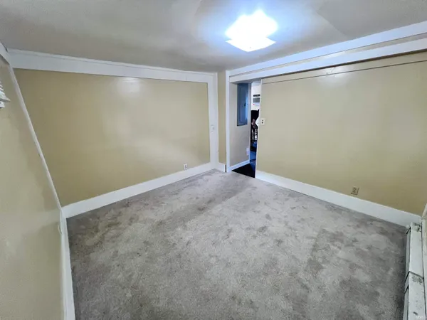 $750 | 1118 West B W 17th Street, Bedford, IN 47421