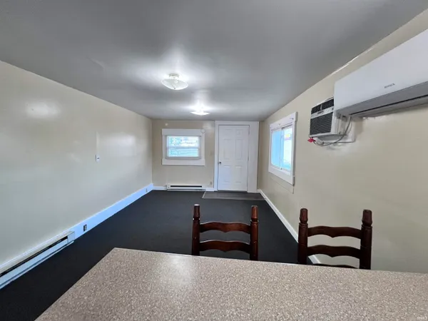 $750 | 1118 West B W 17th Street, Bedford, IN 47421