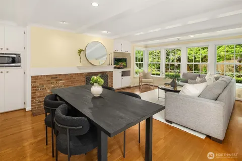 $2,998,000 | 8914 Southeast 56th Street, Mercer Island, WA 98040