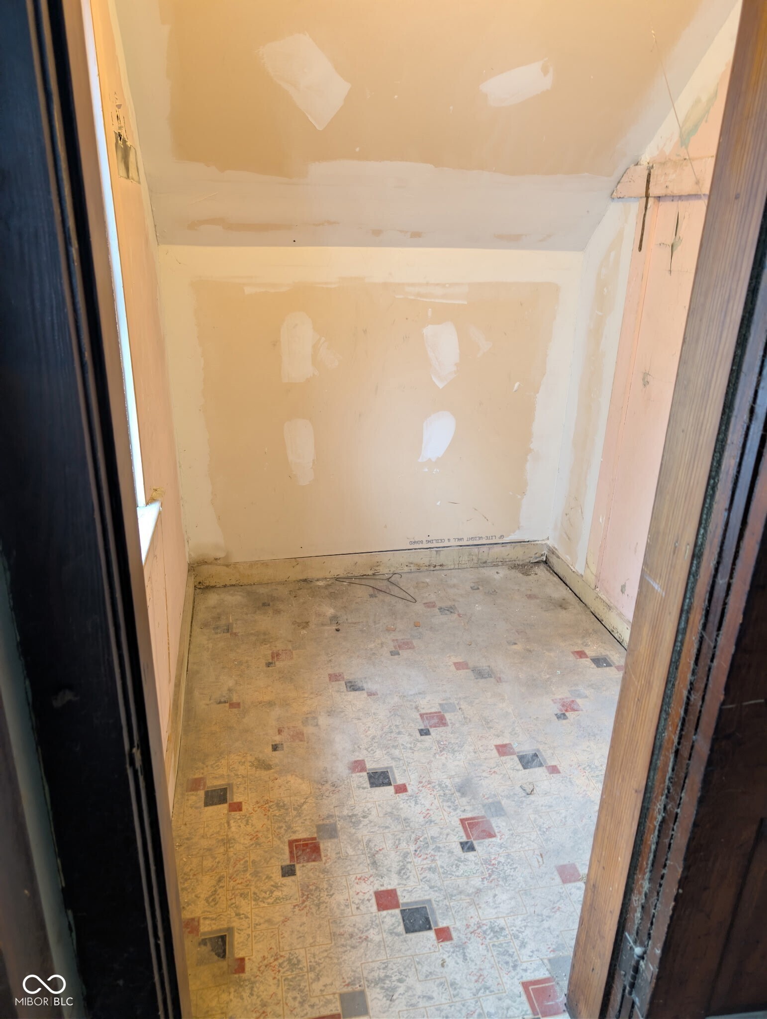 934 Home Avenue Fort Wayne, IN 46807 - Photo 7 of 21