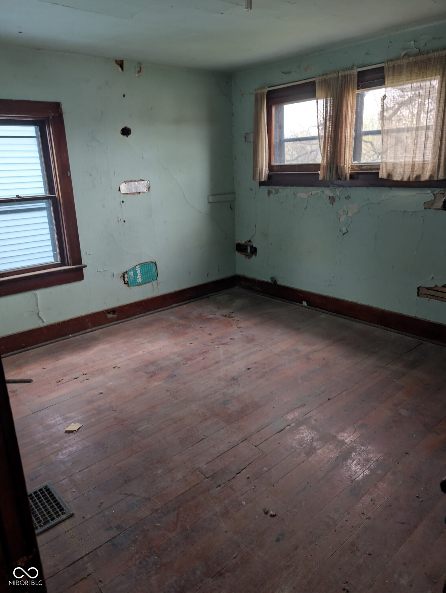 934 Home Avenue Fort Wayne, IN 46807 - Photo 9 of 21