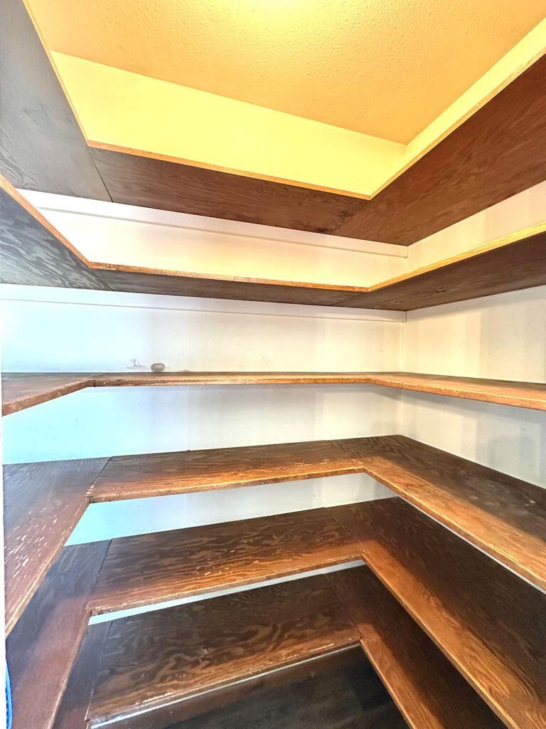 819 Holliday Plainview, TX 79072 - Photo 13 of 38 a view of an empty room