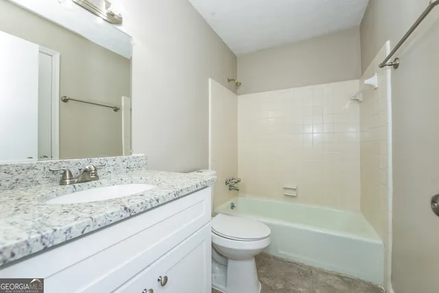 $1,815 | 430 Amity Court, McDonough, GA 30253