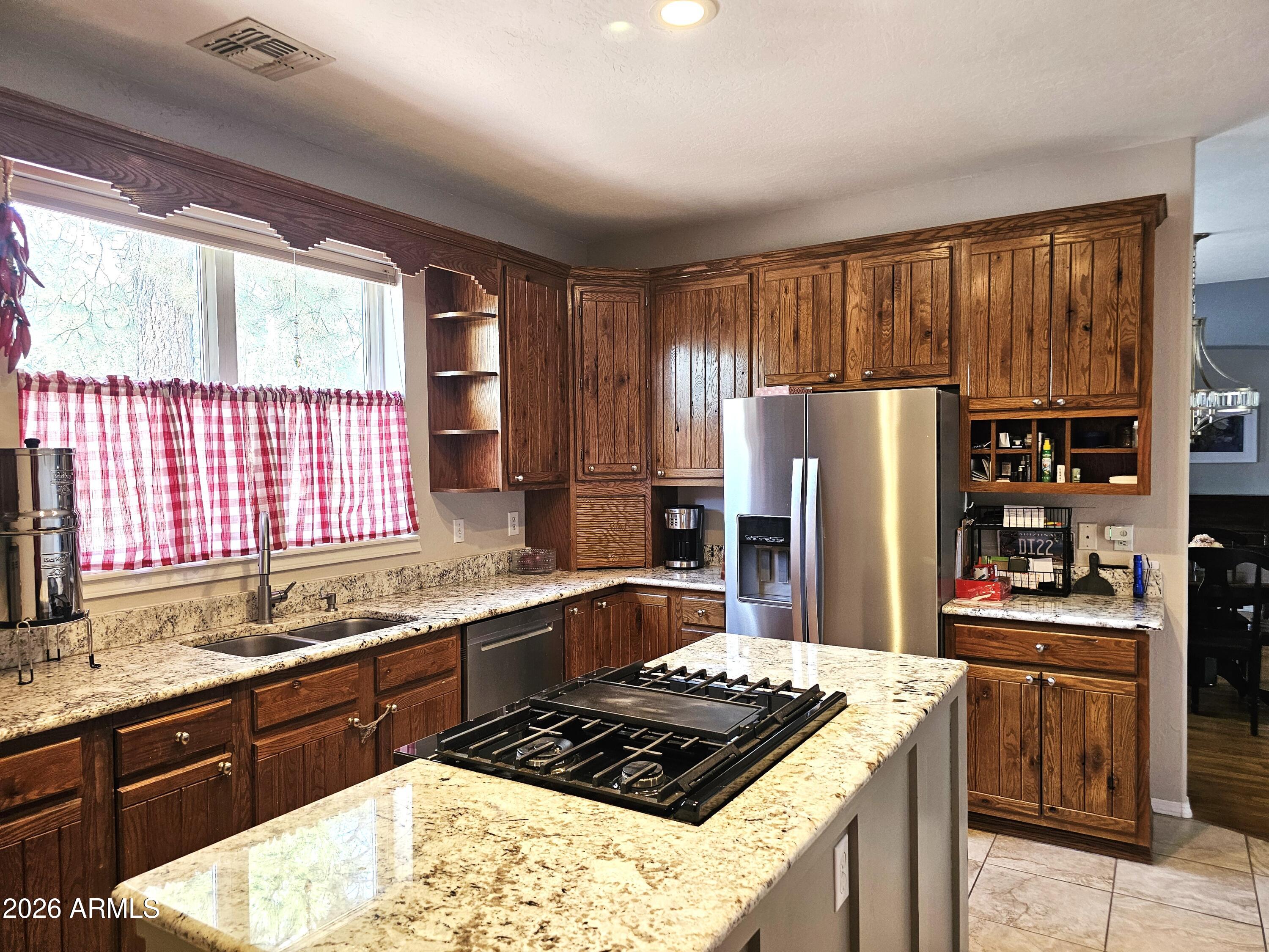 307 North Lakeshore Road Payson, AZ 85541 - Photo 12 of 16 Kitchen